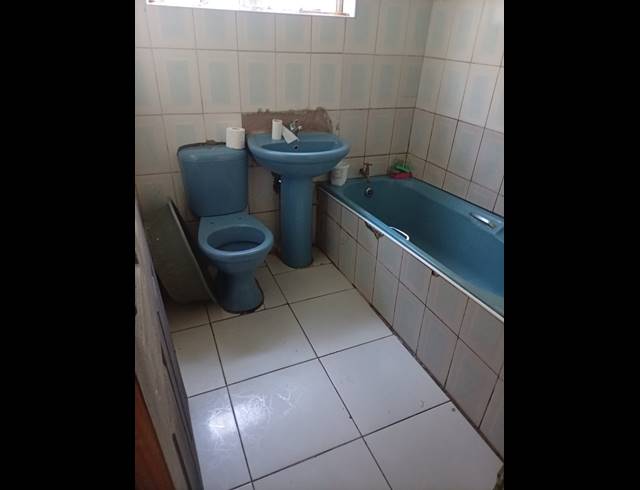 3 BEDROOM HOUSE FOR SALE IN UMLAZI P